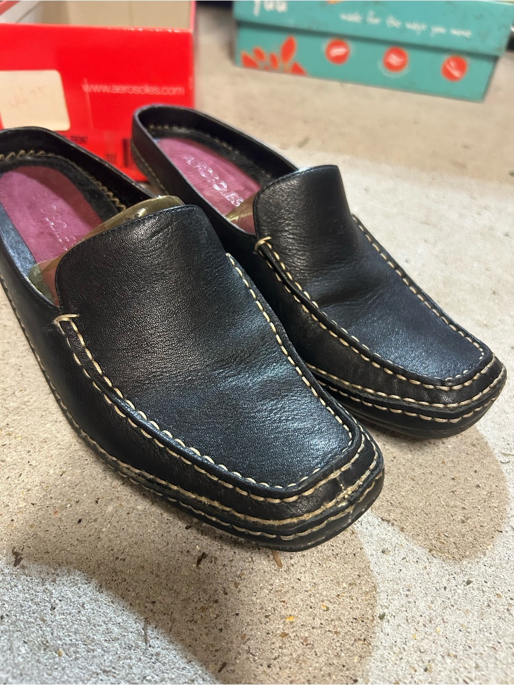 Aerosoles Black Leather Shoes Size 7.5 like new